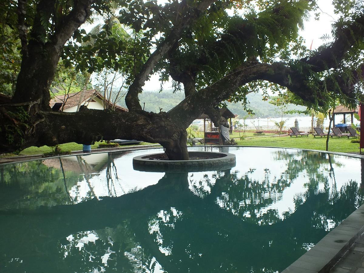 Ketapang Resort Karanghawu Buitenkant foto