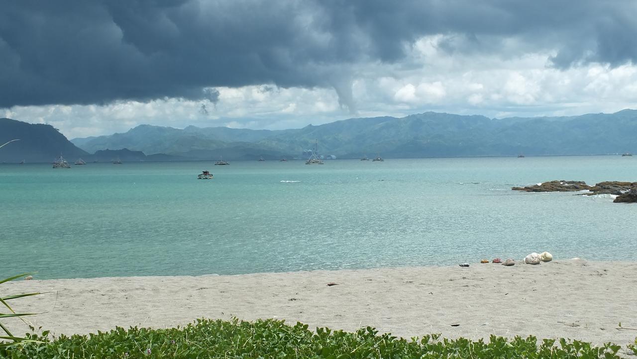 Ketapang Resort Karanghawu Buitenkant foto