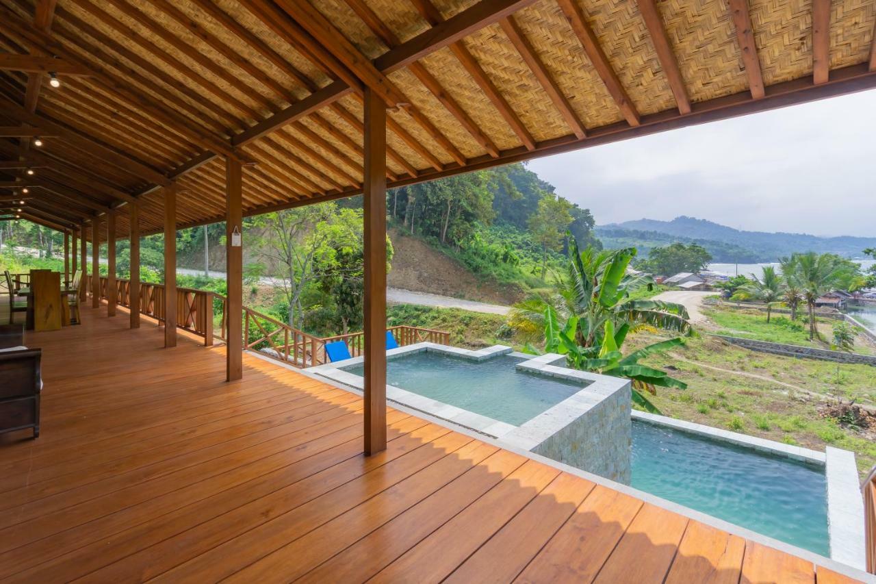 Ketapang Resort Karanghawu Buitenkant foto