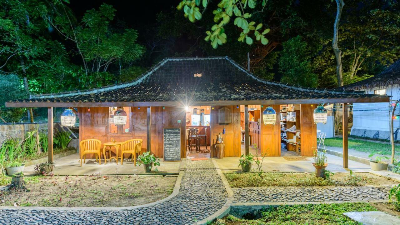 Ketapang Resort Karanghawu Buitenkant foto